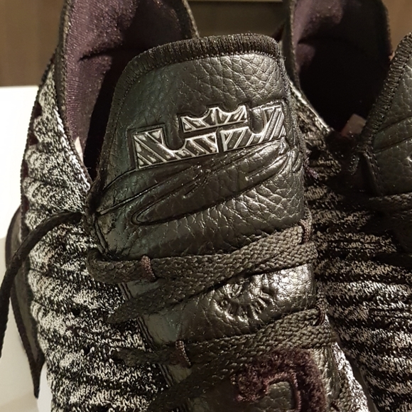 SOLD - Nike Lebron 16 OREO Shoes - Picture 7 of 8